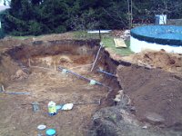 Bau Pool 055